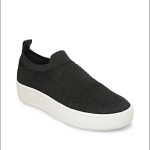 Steve Madden slip on shoes